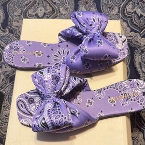 Juiana Women's Purple Patterned Flats